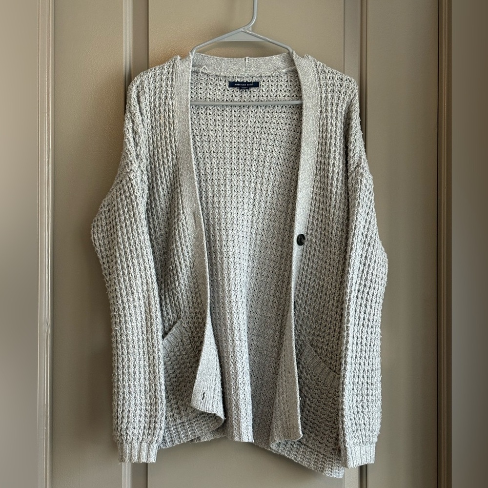 Women’s American Eagle Gray Knitted Cardigan Size M